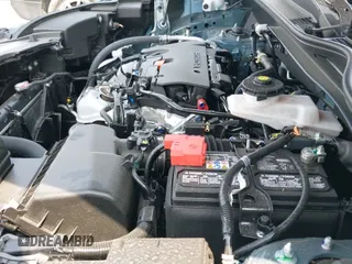 ✅ 2025 Honda HR-V EX-L • VIN: 3CZRZ1H78SM738952 • Lot: 42102507. Listed on IAAI with 1,690 mi. Free auction sales archive from the USA and detailed vehicle history report at DreamBid. Image 12.