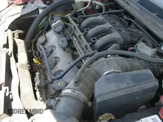 ✅ 2008 Ford Taurus SEL • VIN: 1FAHP27W68G151731 • Lot: 42863270. Wystawiony na IAAI z przebiegiem 127 542 mil. Bezpłatny archiwum sprzedaży aukcyjnych z USA i szczegółowy raport historii pojazdu na DreamBid. Zdjęcie 12.