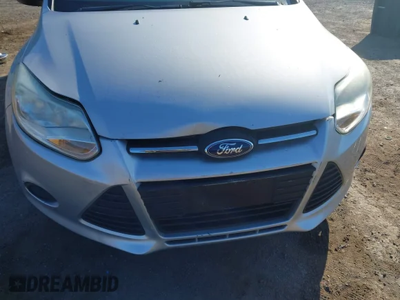 ✅ 2013 Ford Focus S • VIN: 1FADP3E2XDL294042 • Lot: 45299831. Wystawiony na IAAI z przebiegiem 43 656 mil. Bezpłatny archiwum sprzedaży aukcyjnych z USA i szczegółowy raport historii pojazdu na DreamBid. Zdjęcie 6.