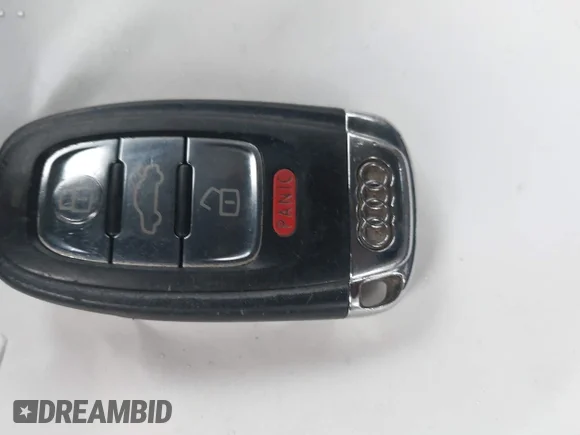 ✅ 2010 Audi A5 Premium Plus • VIN: WAULFAFH2AN006771 • Lot: 44024403. Wystawiony na IAAI z przebiegiem 154 054 mil. Bezpłatny archiwum sprzedaży aukcyjnych z USA i szczegółowy raport historii pojazdu na DreamBid. Zdjęcie 11.