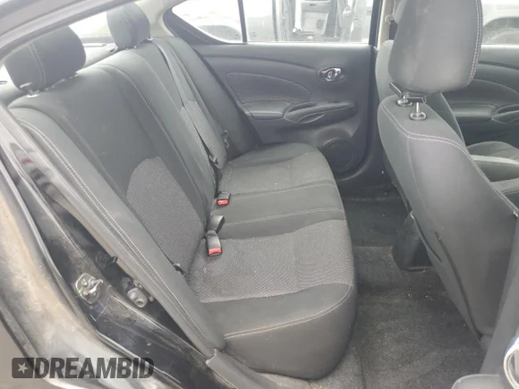 ✅ 2018 Nissan Versa SV • VIN: 3N1CN7AP8JL809255 • Lot: 73211094. Wystawiony na Copart z przebiegiem 148 751 mil. Bezpłatny archiwum sprzedaży aukcyjnych z USA i szczegółowy raport historii pojazdu na DreamBid. Zdjęcie 10.