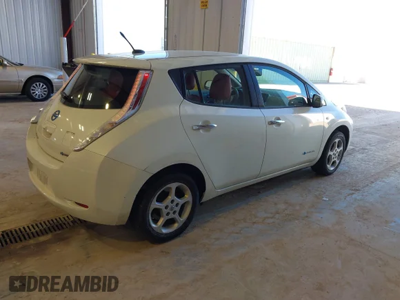 ✅ 2012 Nissan LEAF SL • VIN: JN1AZ0CP1CT020797 • Lot: 41693588. Wystawiony na IAAI z przebiegiem 75 256 mil. Bezpłatny archiwum sprzedaży aukcyjnych z USA i szczegółowy raport historii pojazdu na DreamBid. Zdjęcie 4.