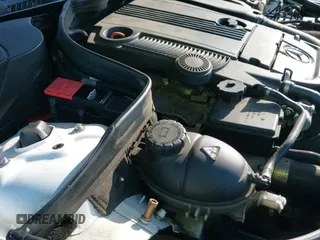 ✅ 2014 Mercedes-Benz C 250 Sport • VIN: WDDGF4HB6EA956276 • Lot: 42111034. Wystawiony na IAAI z przebiegiem 90 396 mil. Bezpłatny archiwum sprzedaży aukcyjnych z USA i szczegółowy raport historii pojazdu na DreamBid. Zdjęcie 19.