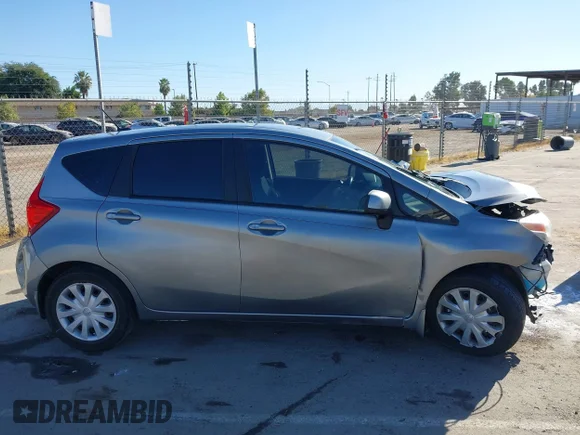 ✅ 2014 Nissan Note S • VIN: 3N1CE2CP6EL434410 • Lot: 42920740. Wystawiony na IAAI z przebiegiem 126 941 mil. Bezpłatny archiwum sprzedaży aukcyjnych z USA i szczegółowy raport historii pojazdu na DreamBid. Zdjęcie 14.