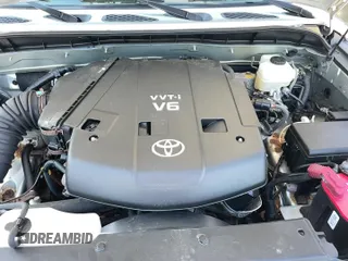 ✅ 2007 Toyota FJ Cruiser • VIN: JTEBU11F270044853 • Lot: 92041535. Listed on Copart with 79,769 mi. Free auction sales archive from the USA and detailed vehicle history report at DreamBid. Image 11.