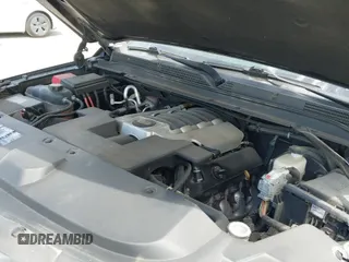 ✅ 2019 Cadillac Escalade ESV Luxury • VIN: 1GYS3HKJ3KR124910 • Lot: 42235337. Wystawiony na IAAI z przebiegiem 126 073 mil. Bezpłatny archiwum sprzedaży aukcyjnych z USA i szczegółowy raport historii pojazdu na DreamBid. Zdjęcie 19.