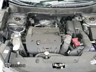 ✅ 2021 Mitsubishi Outlander ES • VIN: JA4APUAUXMU019916 • Лот: 87412095. Опубликован ранее на Copart с пробегом 76 970 миль. Бесплатный доступ к архиву аукционных продаж из США и подробный отчёт об истории автомобиля на DreamBid. Изображение 15.