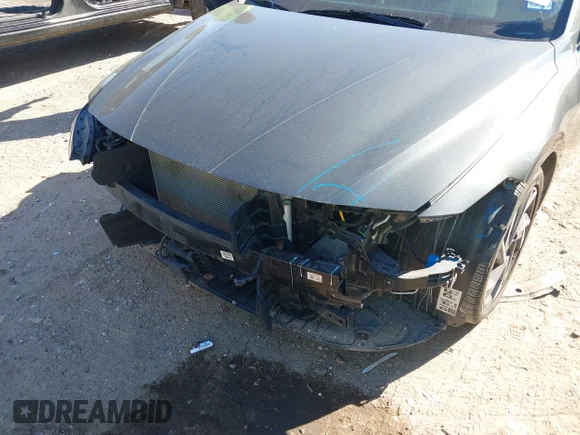 ✅ 2024 Hyundai Elantra Limited • VIN: KMHLP4DG4RU741163 • Lot: 44178834. Wystawiony na IAAI z przebiegiem 38 162 mil. Bezpłatny archiwum sprzedaży aukcyjnych z USA i szczegółowy raport historii pojazdu na DreamBid. Zdjęcie 6.