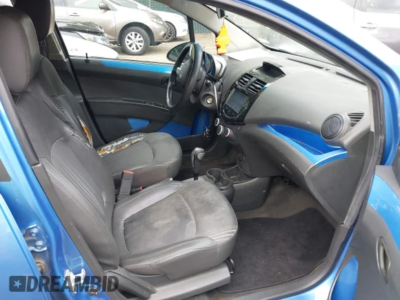 ✅ 2014 Chevrolet Spark LT • VIN: KL8CD6S93EC480503 • Lot: 42914262. Wystawiony na IAAI z przebiegiem 141 527 mil. Bezpłatny archiwum sprzedaży aukcyjnych z USA i szczegółowy raport historii pojazdu na DreamBid. Zdjęcie 5.