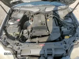 ✅ 2004 Mercedes-Benz C 230 Kompressor • VIN: WDBRF40J34F537291 • Lot: 84292144. Wystawiony na Copart z przebiegiem 199 990 mil. Bezpłatny archiwum sprzedaży aukcyjnych z USA i szczegółowy raport historii pojazdu na DreamBid. Zdjęcie 13.