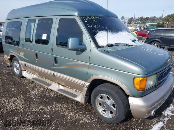 ✅ 2006 Ford Econoline Cargo • VIN: 1FDRE14L46HA93288 • Lot: 43923794. Listed on IAAI with Not provided. Free auction sales archive from the USA and detailed vehicle history report at DreamBid. Image 1.
