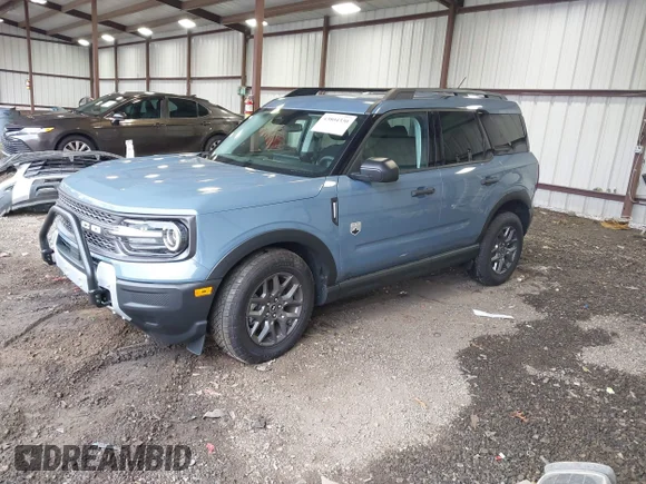 ✅ 2025 Ford Bronco Sport Big Bend • VIN: 3FMCR9BNXSRE19648 • Lot: 43804330. Wystawiony na IAAI z przebiegiem 2 886 mil. Bezpłatny archiwum sprzedaży aukcyjnych z USA i szczegółowy raport historii pojazdu na DreamBid. Zdjęcie 2.