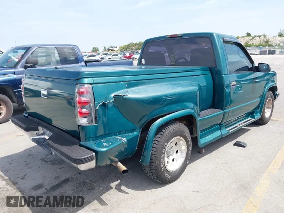 ✅ 1997 Chevrolet Silverado 1500 • VIN: 1GCEC14W2VZ128566 • Lot: 43148276. Wystawiony na IAAI z przebiegiem 220 342 mil. Bezpłatny archiwum sprzedaży aukcyjnych z USA i szczegółowy raport historii pojazdu na DreamBid. Zdjęcie 4.