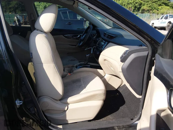✅ 2017 Nissan Rogue SL • VIN: 5N1AT2MV4HC823436 • Lot: 45464628. Wystawiony na IAAI z przebiegiem 116 846 mil. Bezpłatny archiwum sprzedaży aukcyjnych z USA i szczegółowy raport historii pojazdu na DreamBid. Zdjęcie 5.