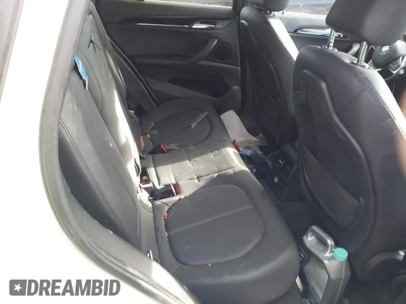 ✅ 2018 BMW X1 sDrive28i • VIN: WBXHU7C32J5H41587 • Лот: 41538394. Опубликован ранее на IAAI с пробегом 125 804 миль. Бесплатный доступ к архиву аукционных продаж из США и подробный отчёт об истории автомобиля на DreamBid. Изображение 8.