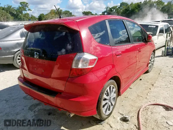 ✅ 2012 Honda Fit Sport • VIN: JHMGE8H54CC032479 • Lot: 69916004. Wystawiony na Copart z przebiegiem 80 136 mil. Bezpłatny archiwum sprzedaży aukcyjnych z USA i szczegółowy raport historii pojazdu na DreamBid. Zdjęcie 4.