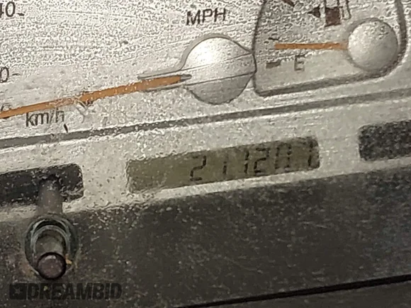 ✅ 2004 Toyota Camry LE • VIN: 4T1BE32KX4U312766 • Lot: 44425278. Wystawiony na IAAI z przebiegiem 217 207 mil. Bezpłatny archiwum sprzedaży aukcyjnych z USA i szczegółowy raport historii pojazdu na DreamBid. Zdjęcie 7.