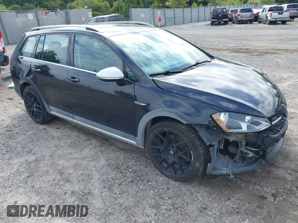 ✅ 2017 Volkswagen Golf S • VIN: 3VWM17AU8HM542087 • Лот: 43019027. Опубликован ранее на IAAI с пробегом 162 267 миль. Бесплатный доступ к архиву аукционных продаж из США и подробный отчёт об истории автомобиля на DreamBid. Изображение 1.