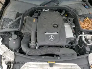 ✅ 2017 Mercedes-Benz C 300 • VIN: WDDWJ4KBXHF445664 • Lot: 93423565. Wystawiony na Copart z przebiegiem 50 632 mil. Bezpłatny archiwum sprzedaży aukcyjnych z USA i szczegółowy raport historii pojazdu na DreamBid. Zdjęcie 15.