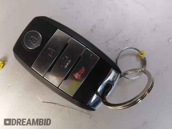 ✅ 2019 Kia Niro Touring • VIN: KNDCE3LC7K5264599 • Lot: 44628105. Wystawiony na IAAI z przebiegiem 104 750 mil. Bezpłatny archiwum sprzedaży aukcyjnych z USA i szczegółowy raport historii pojazdu na DreamBid. Zdjęcie 11.