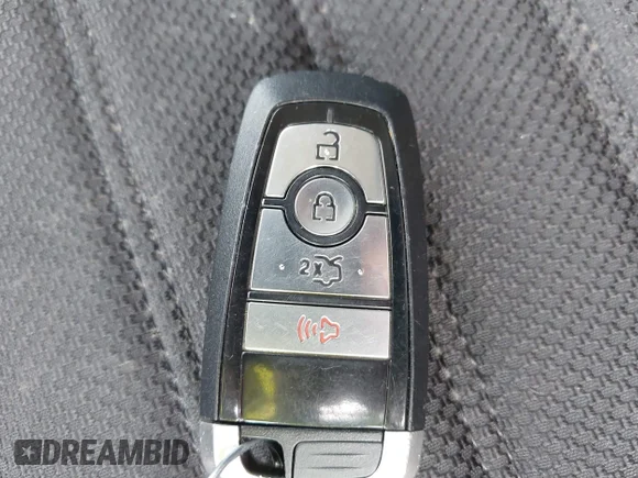 ✅ 2020 Ford Fusion SE • VIN: 3FA6P0T97LR224313 • Lot: 45360246. Wystawiony na IAAI z przebiegiem 29 078 mil. Bezpłatny archiwum sprzedaży aukcyjnych z USA i szczegółowy raport historii pojazdu na DreamBid. Zdjęcie 11.