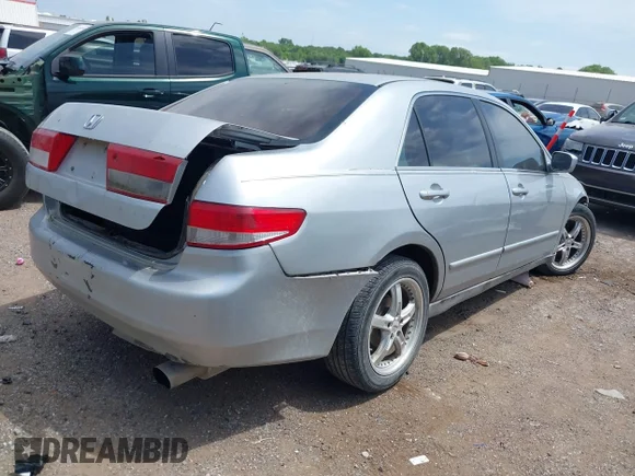 ✅ 2004 Honda Accord LX • VIN: 1HGCM56334A057844 • Lot: 45040466. Wystawiony na IAAI z przebiegiem 270 653 mil. Bezpłatny archiwum sprzedaży aukcyjnych z USA i szczegółowy raport historii pojazdu na DreamBid. Zdjęcie 4.