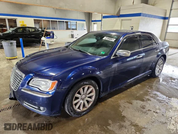 ✅ 2013 Chrysler 300 C • VIN: 2C3CCAET9DH577757 • Lot: 54511126. Listed on Copart with 171,563 mi. Free auction sales archive from the USA and detailed vehicle history report at DreamBid. Image 1.