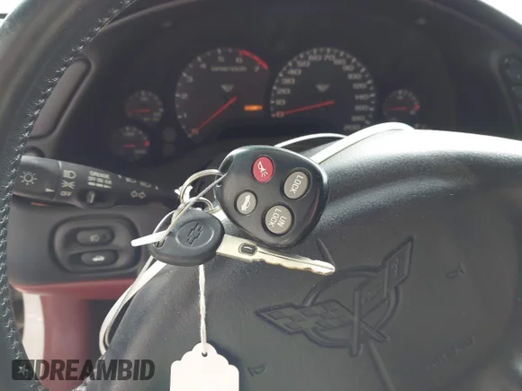✅ 1997 Chevrolet Corvette • VIN: 1G1YY22G3V5102929 • Lot: 44527635. Wystawiony na IAAI z przebiegiem 87 258 mil. Bezpłatny archiwum sprzedaży aukcyjnych z USA i szczegółowy raport historii pojazdu na DreamBid. Zdjęcie 11.