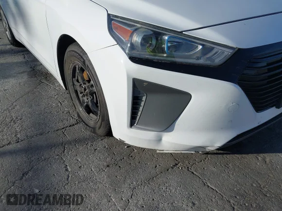✅ 2019 Hyundai Ioniq Blue • VIN: KMHC65LC1KU174438 • Lot: 41490500. Wystawiony na IAAI z przebiegiem Nie podano. Bezpłatny archiwum sprzedaży aukcyjnych z USA i szczegółowy raport historii pojazdu na DreamBid. Zdjęcie 6.