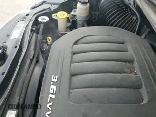 ✅ 2016 Chrysler Town & Country Limited Platinum • VIN: 2C4RC1GG7GR111717 • Lot: 43327606. Listed on IAAI with 99,240 mi. Free auction sales archive from the USA and detailed vehicle history report at DreamBid. Image 19.