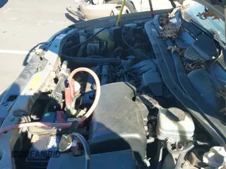 ✅ 2003 Lexus RX 300 • VIN: JTJGF10U530151813 • Lot: 43669192. Wystawiony na IAAI z przebiegiem 178 496 mil. Bezpłatny archiwum sprzedaży aukcyjnych z USA i szczegółowy raport historii pojazdu na DreamBid. Zdjęcie 12.