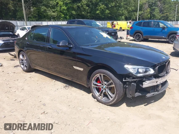 ✅ 2014 BMW 7 Series ALPINA B7 xDrive • VIN: WBAYF8C59ED653799 • Lot: 42724753. Wystawiony na IAAI z przebiegiem 146 906 mil. Bezpłatny archiwum sprzedaży aukcyjnych z USA i szczegółowy raport historii pojazdu na DreamBid. Zdjęcie 1.