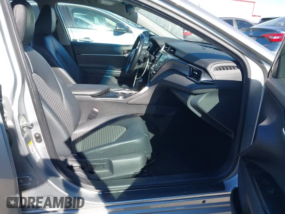 ✅ 2019 Toyota Camry SE • VIN: 4T1B11HK7KU706567 • Lot: 44160474. Wystawiony na IAAI z przebiegiem 102 927 mil. Bezpłatny archiwum sprzedaży aukcyjnych z USA i szczegółowy raport historii pojazdu na DreamBid. Zdjęcie 5.
