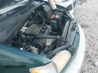 ✅ 2000 Toyota Sienna LE • VIN: 4T3ZF13C9YU243315 • Lot: 42489344. Listed on IAAI with 333,578 mi. Free auction sales archive from the USA and detailed vehicle history report at DreamBid. Image 12.