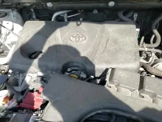 ✅ 2020 Toyota RAV4 XLE Premium • VIN: JTMA1RFV7LD061562 • Лот: 71393385. Опубликован ранее на Copart с пробегом 53 829 миль. Бесплатный доступ к архиву аукционных продаж из США и подробный отчёт об истории автомобиля на DreamBid. Изображение 16.