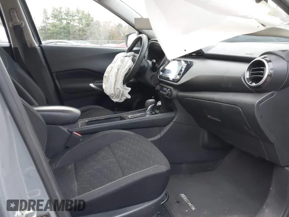 ✅ 2021 Nissan Kicks SV • VIN: 3N1CP5CVXML513720 • Лот: 43638762. Опубликован ранее на IAAI с пробегом 134 340 миль. Бесплатный доступ к архиву аукционных продаж из США и подробный отчёт об истории автомобиля на DreamBid. Изображение 5.