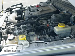 ✅ 2019 Jeep Wrangler Unlimited Sahara • VIN: 1C4HJXEN0KW596045 • Lot: 43175137. Wystawiony na IAAI z przebiegiem 88 817 mil. Bezpłatny archiwum sprzedaży aukcyjnych z USA i szczegółowy raport historii pojazdu na DreamBid. Zdjęcie 19.