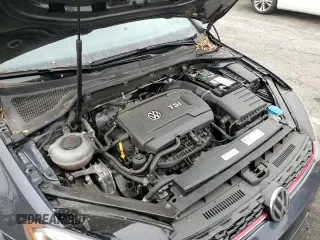 ✅ 2018 Volkswagen Golf GTI S • VIN: 3VW447AU7JM276185 • Лот: 90896895. Опубликован ранее на Copart с пробегом 103 714 миль. Бесплатный доступ к архиву аукционных продаж из США и подробный отчёт об истории автомобиля на DreamBid. Изображение 13.