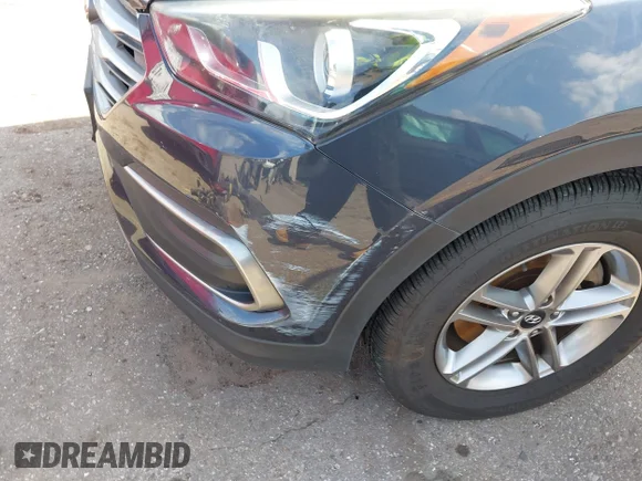 ✅ 2018 Hyundai Santa Fe 2.4L • VIN: 5NMZT3LB0JH062321 • Lot: 45245220. Wystawiony na IAAI z przebiegiem 84 515 mil. Bezpłatny archiwum sprzedaży aukcyjnych z USA i szczegółowy raport historii pojazdu na DreamBid. Zdjęcie 6.