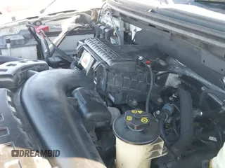 ✅ 2008 Ford F-150 XL • VIN: 1FTPX12598KE72383 • Lot: 43770258. Wystawiony na IAAI z przebiegiem 159 140 mil. Bezpłatny archiwum sprzedaży aukcyjnych z USA i szczegółowy raport historii pojazdu na DreamBid. Zdjęcie 15.