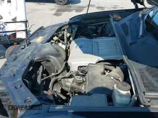 ✅ 2011 Toyota Highlander • VIN: 5TDBK3EH9BS090171 • Lot: 42915560. Listed on IAAI with 145,165 mi. Free auction sales archive from the USA and detailed vehicle history report at DreamBid. Image 23.