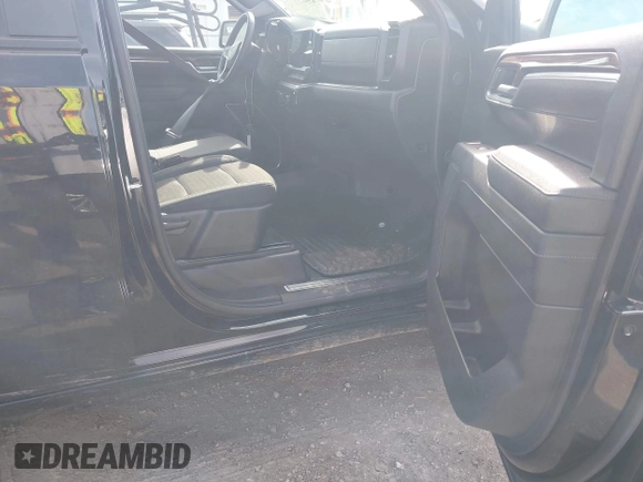 ✅ 2026 Chevrolet Silverado 1500 RST • VIN: 2GCUKEED0T1123617 • Lot: 45231416. Wystawiony na IAAI z przebiegiem 24 350 mil. Bezpłatny archiwum sprzedaży aukcyjnych z USA i szczegółowy raport historii pojazdu na DreamBid. Zdjęcie 5.
