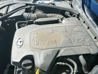 ✅ 2015 Hyundai Genesis 3.8L • VIN: KMHGN4JEXFU017256 • Lot: 41706821. Wystawiony na IAAI z przebiegiem 115 888 mil. Bezpłatny archiwum sprzedaży aukcyjnych z USA i szczegółowy raport historii pojazdu na DreamBid. Zdjęcie 21.