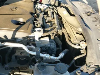 ✅ 2020 Toyota Camry LE • VIN: 4T1C11AK6LU898435 • Лот: 43357185. Опубликован ранее на IAAI с пробегом 69 610 миль. Бесплатный доступ к архиву аукционных продаж из США и подробный отчёт об истории автомобиля на DreamBid. Изображение 18.