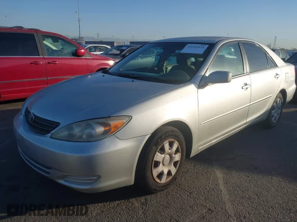 ✅ 2003 Toyota Camry LE • VIN: 4T1BE32K63U764311 • Lot: 44282831. Wystawiony na IAAI z przebiegiem 230 627 mil. Bezpłatny archiwum sprzedaży aukcyjnych z USA i szczegółowy raport historii pojazdu na DreamBid. Zdjęcie 2.