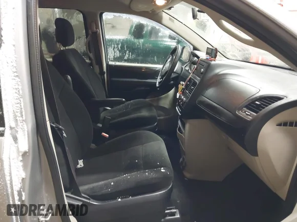 ✅ 2015 Dodge Grand Caravan American Value • VIN: 2C4RDGBG4FR598753 • Lot: 44298211. Wystawiony na IAAI z przebiegiem 227 372 mil. Bezpłatny archiwum sprzedaży aukcyjnych z USA i szczegółowy raport historii pojazdu na DreamBid. Zdjęcie 5.