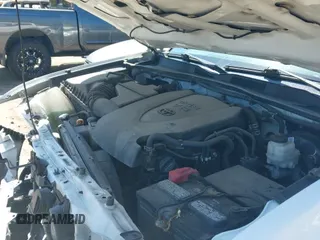 ✅ 2021 Toyota Tacoma SR • VIN: 3TYCZ5AN6MT030881 • Лот: 43217122. Опубликован ранее на IAAI с пробегом 100 699 миль. Бесплатный доступ к архиву аукционных продаж из США и подробный отчёт об истории автомобиля на DreamBid. Изображение 20.