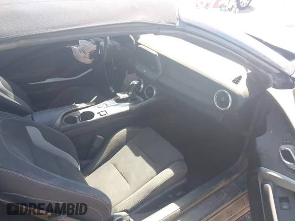 ✅ 2017 Chevrolet Camaro 1SS • VIN: 1G1FF3D70H0176021 • Lot: 44663145. Listed on IAAI with 90,840 mi. Free auction sales archive from the USA and detailed vehicle history report at DreamBid. Image 5.