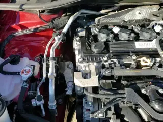 ✅ 2024 Toyota Corolla Cross XLE • VIN: 7MUDAAAG8RV104266 • Lot: 94392635. Wystawiony na Copart z przebiegiem 10 911 mil. Bezpłatny archiwum sprzedaży aukcyjnych z USA i szczegółowy raport historii pojazdu na DreamBid. Zdjęcie 14.