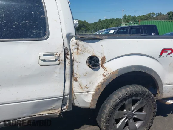 ✅ 2012 Ford F-150 XL • VIN: 1FTFW1EF9CFC87299 • Lot: 43103585. Wystawiony na IAAI z przebiegiem 215 825 mil. Bezpłatny archiwum sprzedaży aukcyjnych z USA i szczegółowy raport historii pojazdu na DreamBid. Zdjęcie 6.
